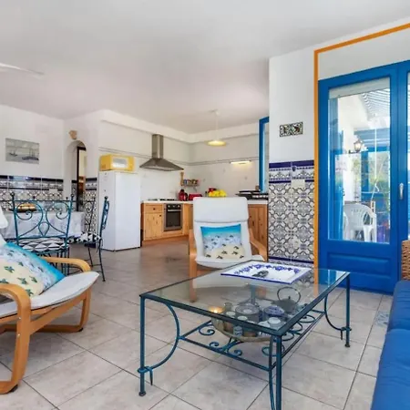 Holiday home Pretty House, 3 Bedrooms,